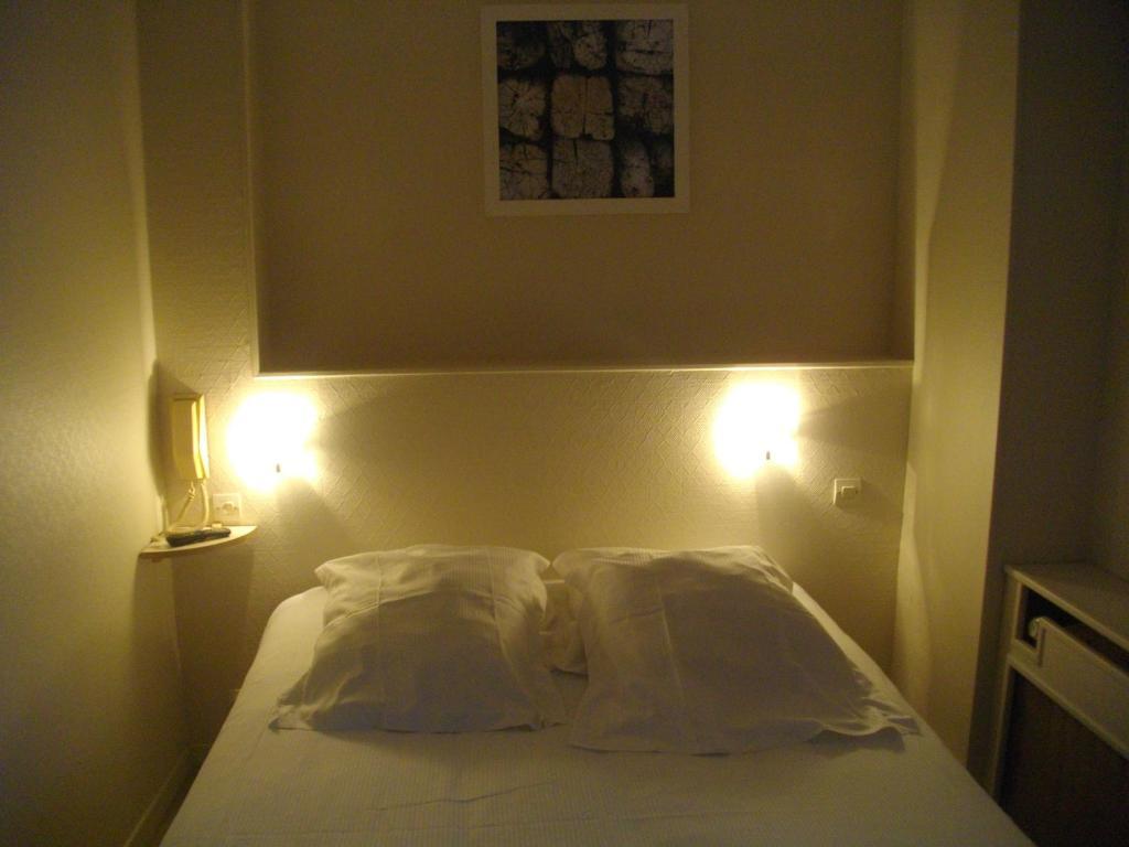Hotel Pacific กาเลส์ ภายนอก รูปภาพ