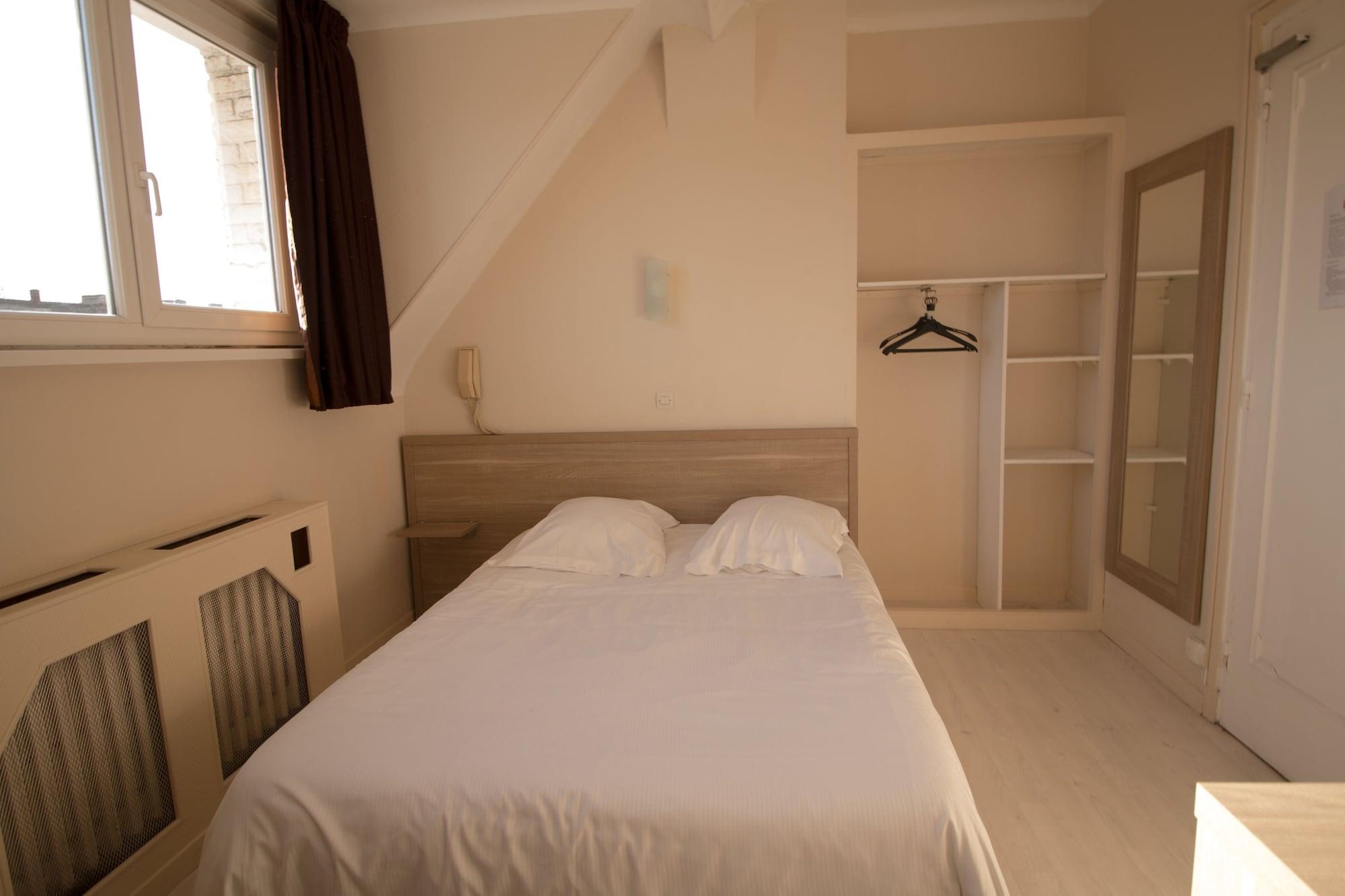 Hotel Pacific กาเลส์ ภายนอก รูปภาพ
